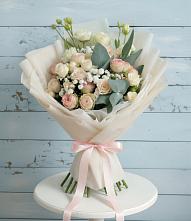 Букет цветов из:  Розы и Лизиантусы #REPLACE_PRED# Ленинауле