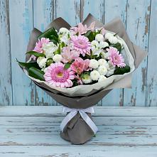 Букет цветов из:  Герберы, Альстромерии и Хризантемы в Ленинауле
