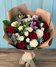 Букет цветов из:  Розы и Альстромерии в Ленинауле