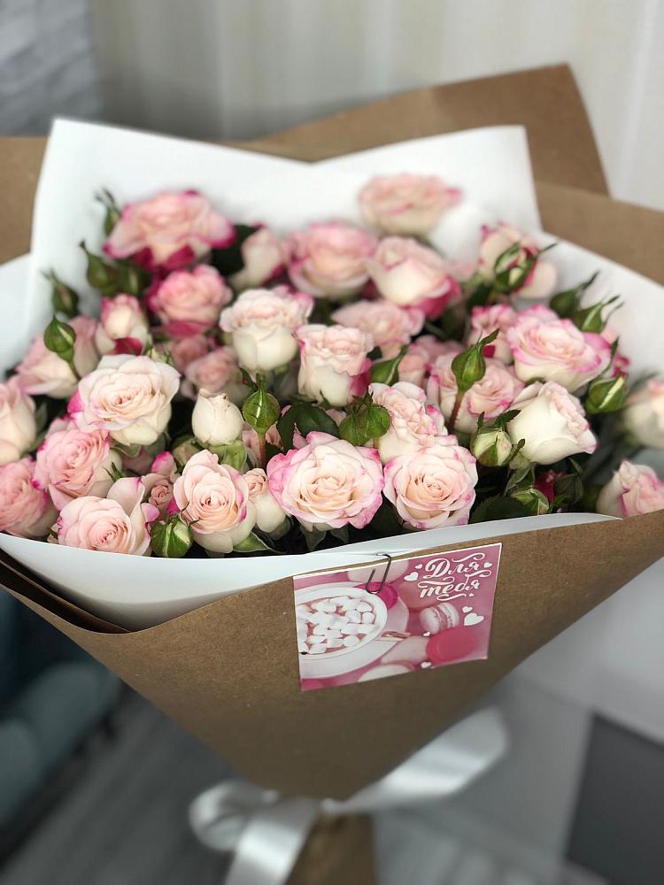 Букет цветов из: Розы в Ленинауле