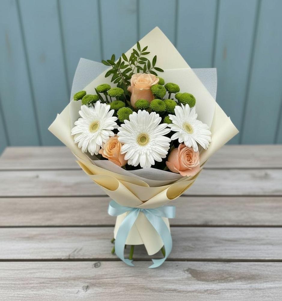 Букет цветов из: Герберы, Розы и Хризантемы в Ленинауле