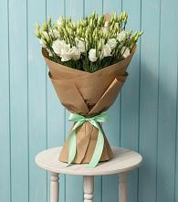 Букет цветов из:  Лизиантусы в Ленинауле