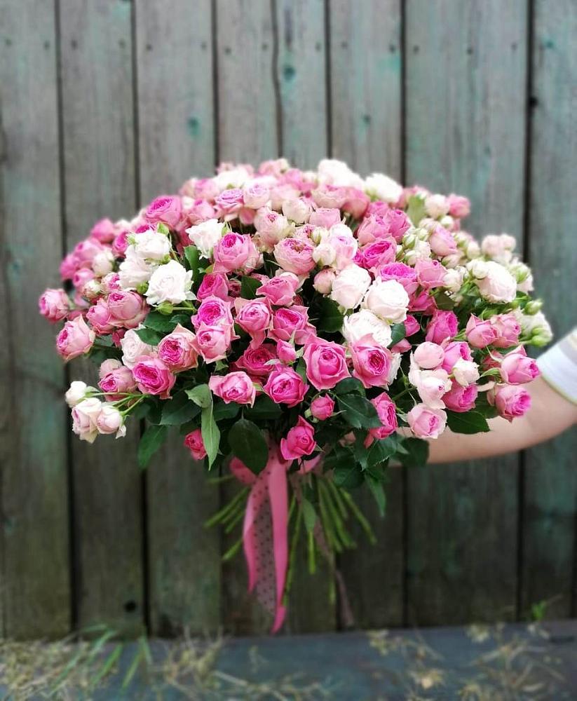 Букет Розовые кустовые розы Натали и Лав Лидия в Ленинауле