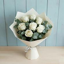 Букет Белые розы в Эвкалипте в Ленинауле